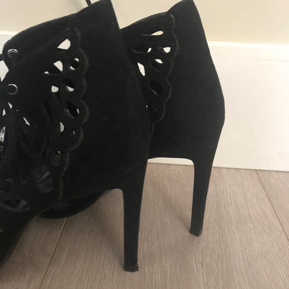 Zara shoes - Picture 2 of 3